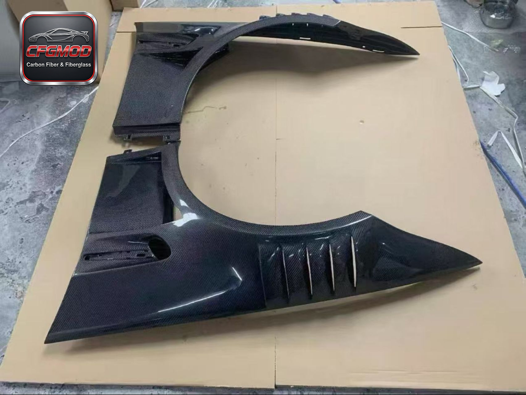 2005-2013 BMW M3 E92 E93 GT4 Style Carbon Fiber Front Fender Panels — 10