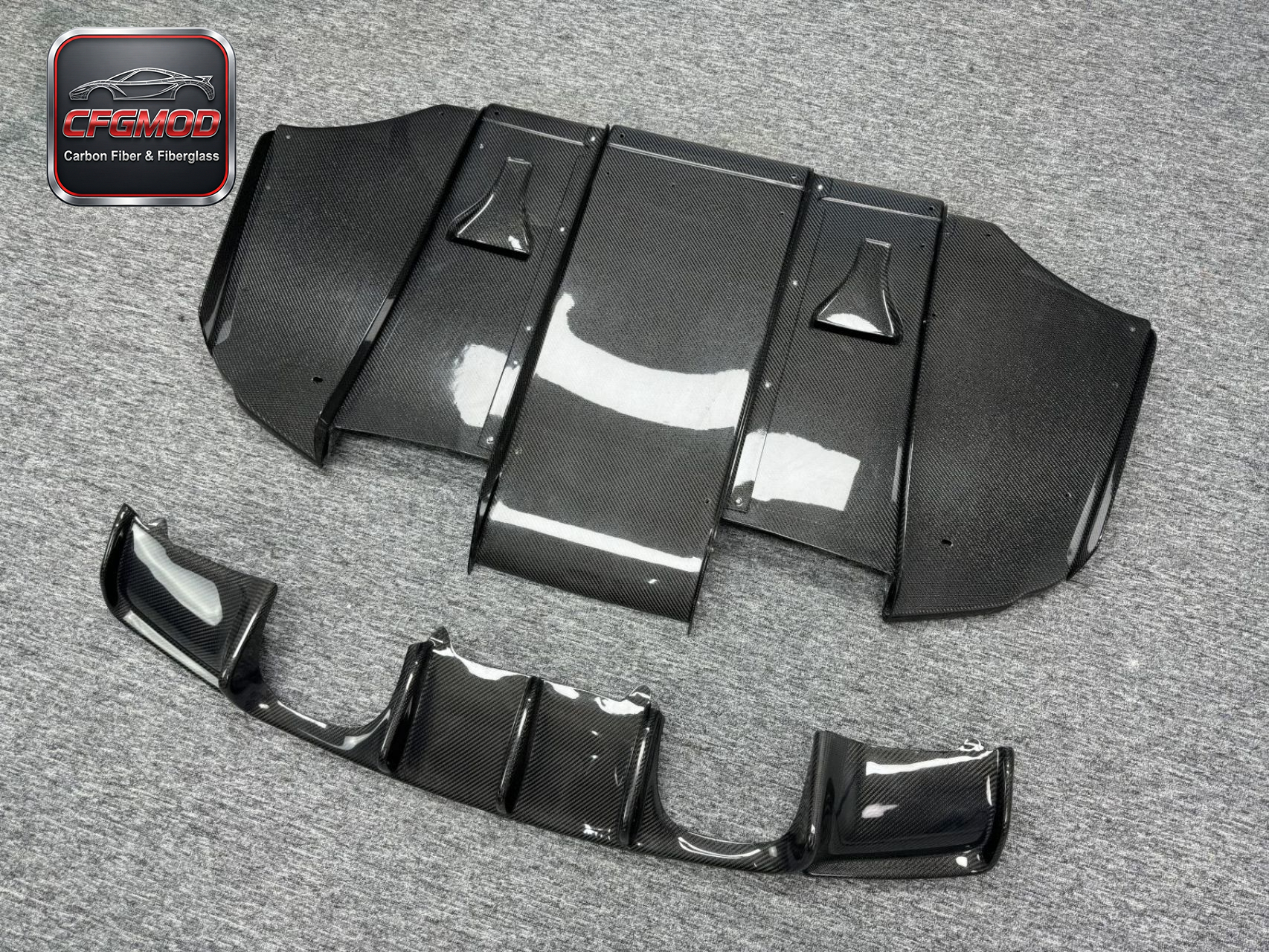 2005-2013 BMW M3 E92 E93 V Style Carbon Fiber Rear Lip Diffuser Undertray — 5