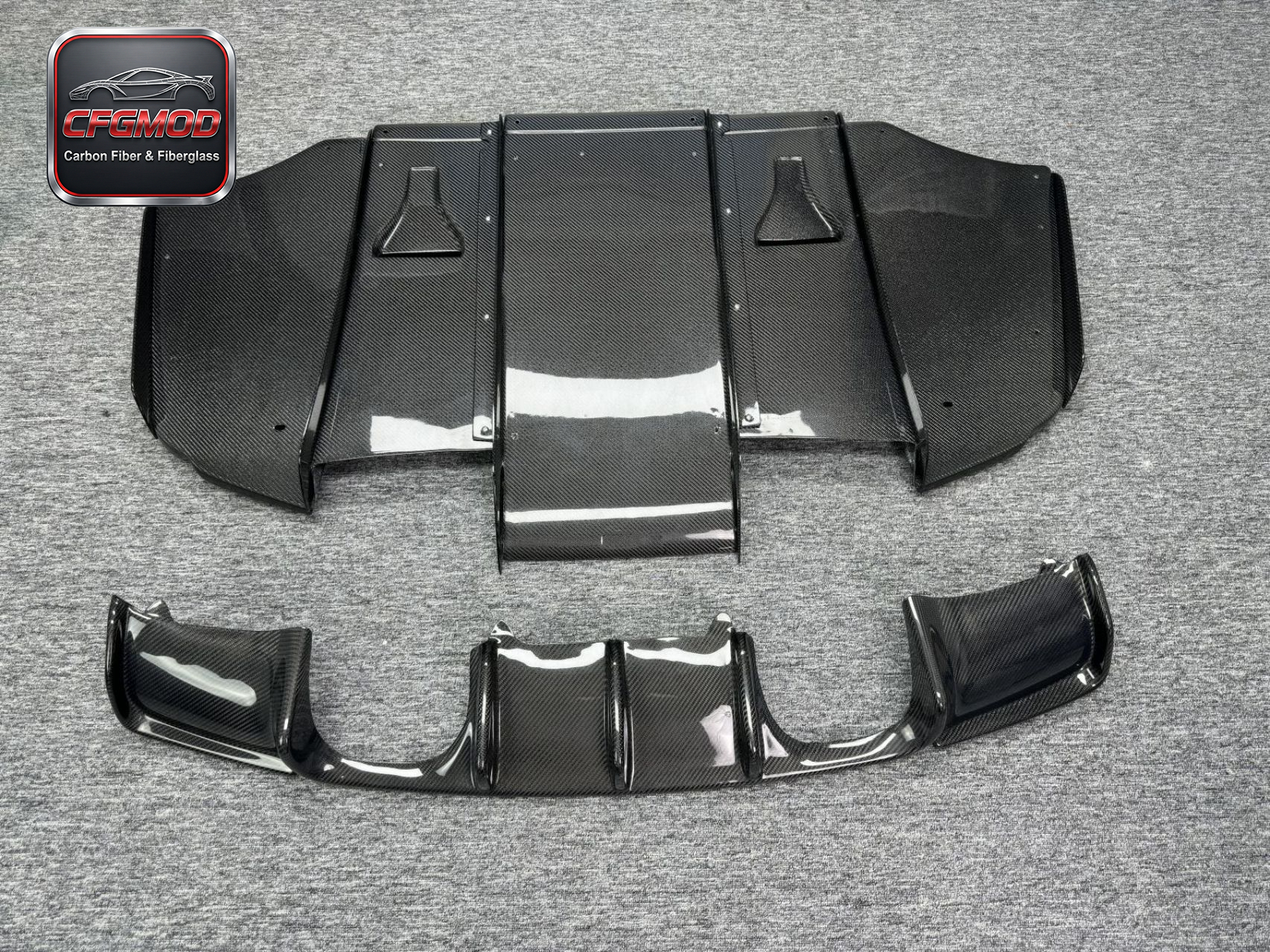 2005-2013 BMW M3 E92 E93 V Style Carbon Fiber Rear Lip Diffuser Undertray — 6
