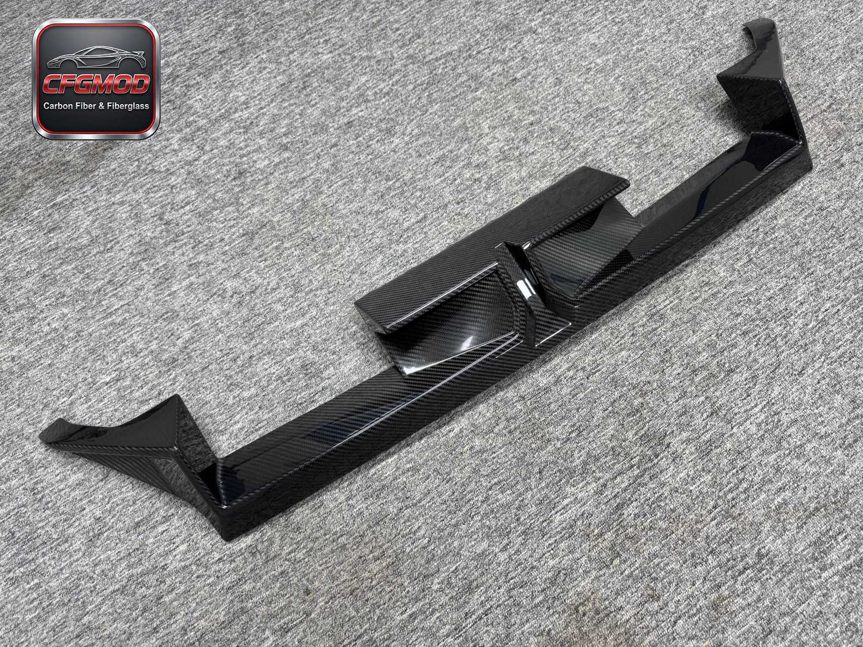 2020+ BMW M2 G87 CS Style Dry Carbon Fiber Rear Lip Diffuser — 10