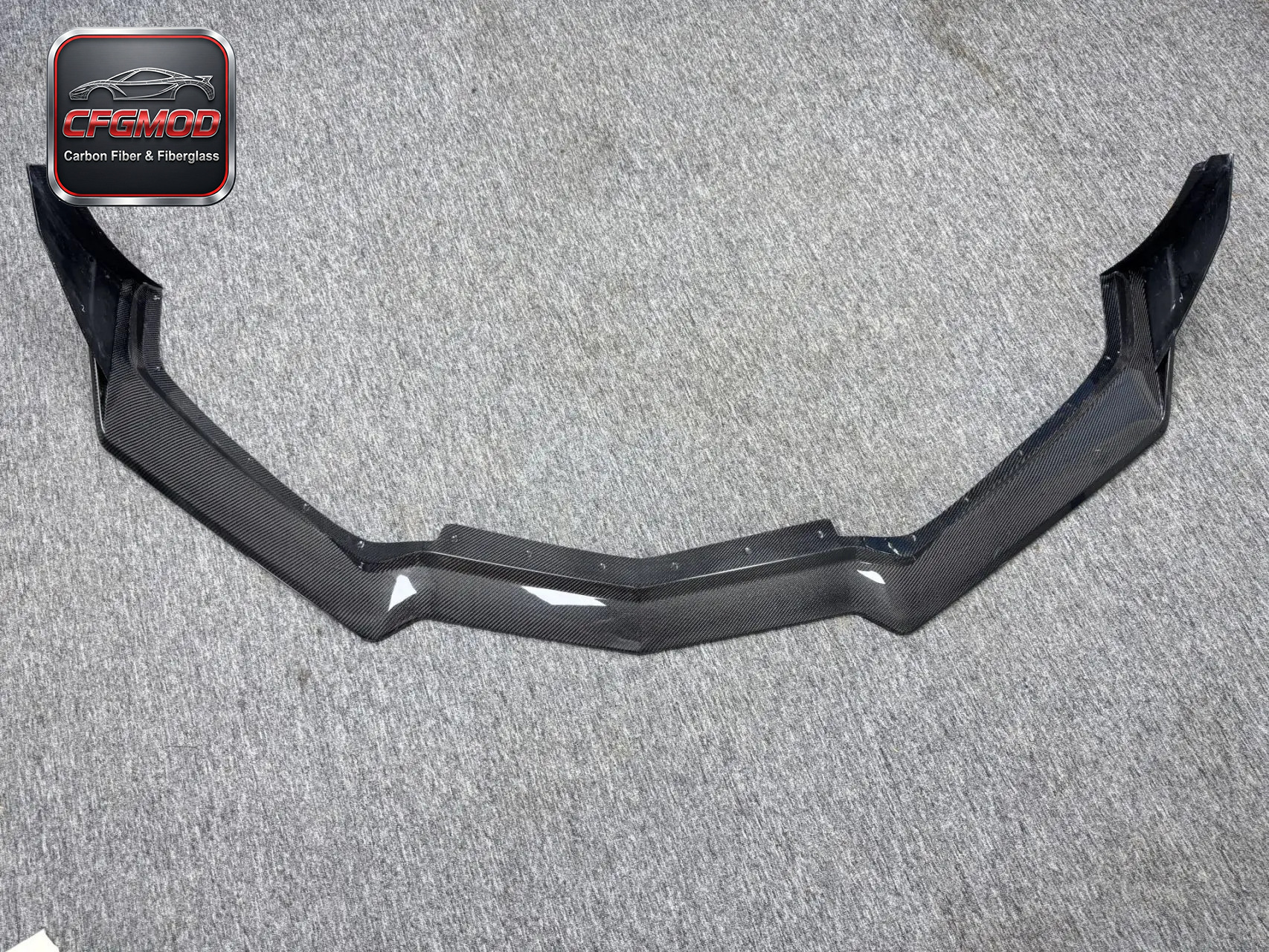 CS-Style Dry Carbon Front Bumper Blade for Chevy Corvette C8 2020-2024+ — 7