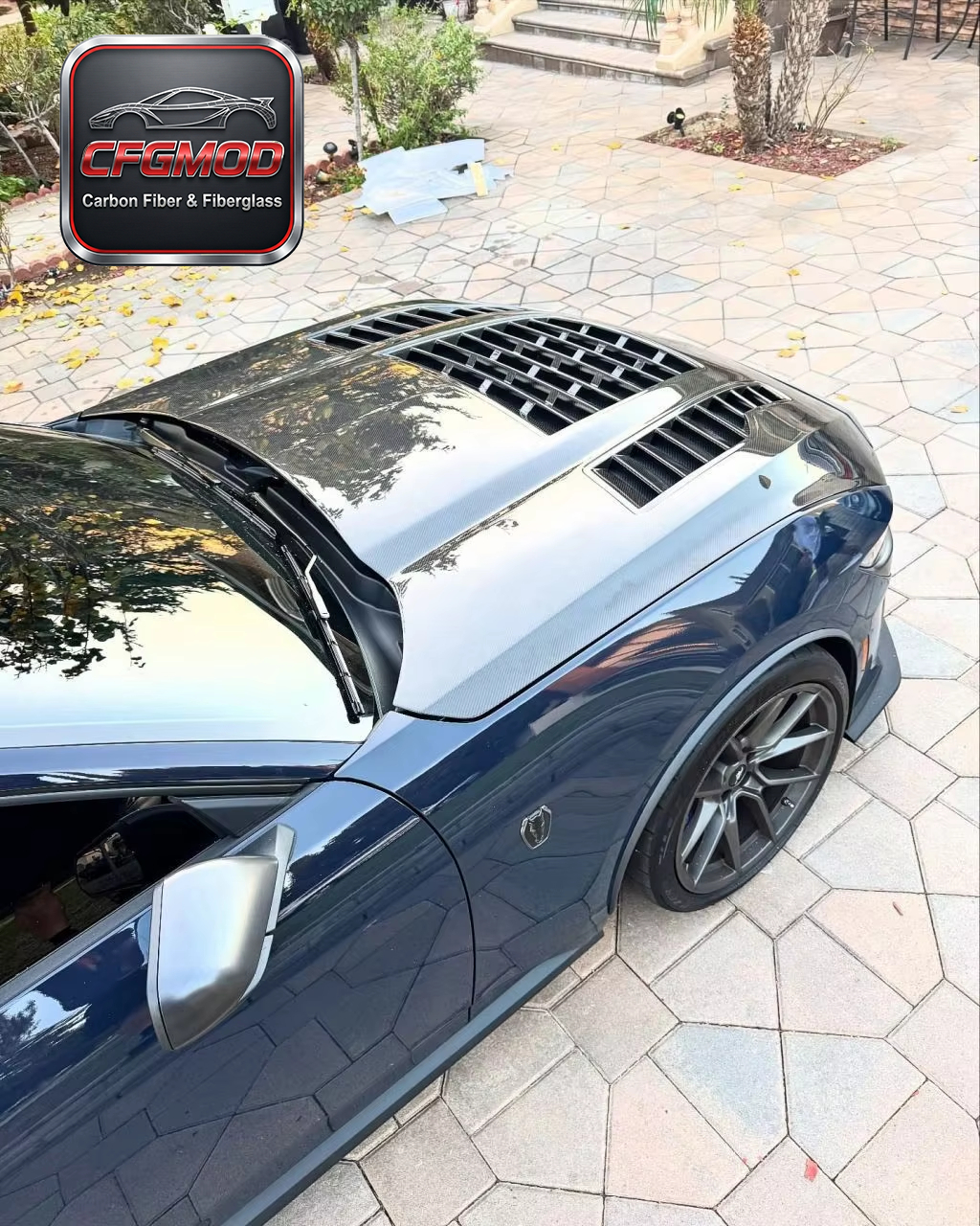 AC Style Vented Carbon Fiber Front Engine Hood Bonnet for 2024+ Ford Mustang S650 — 4