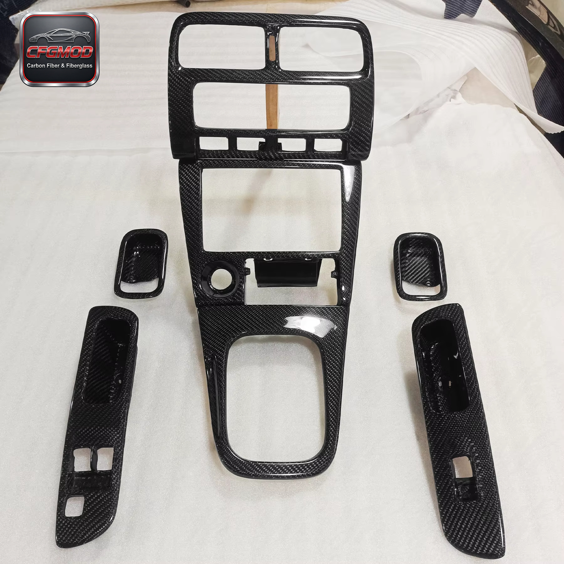 Black Carbon Fiber Interior Set for Nissan 200SX S14/S14A RHD Silvia 7-Piece Radio Surround & Control Panel Full Set — 5
