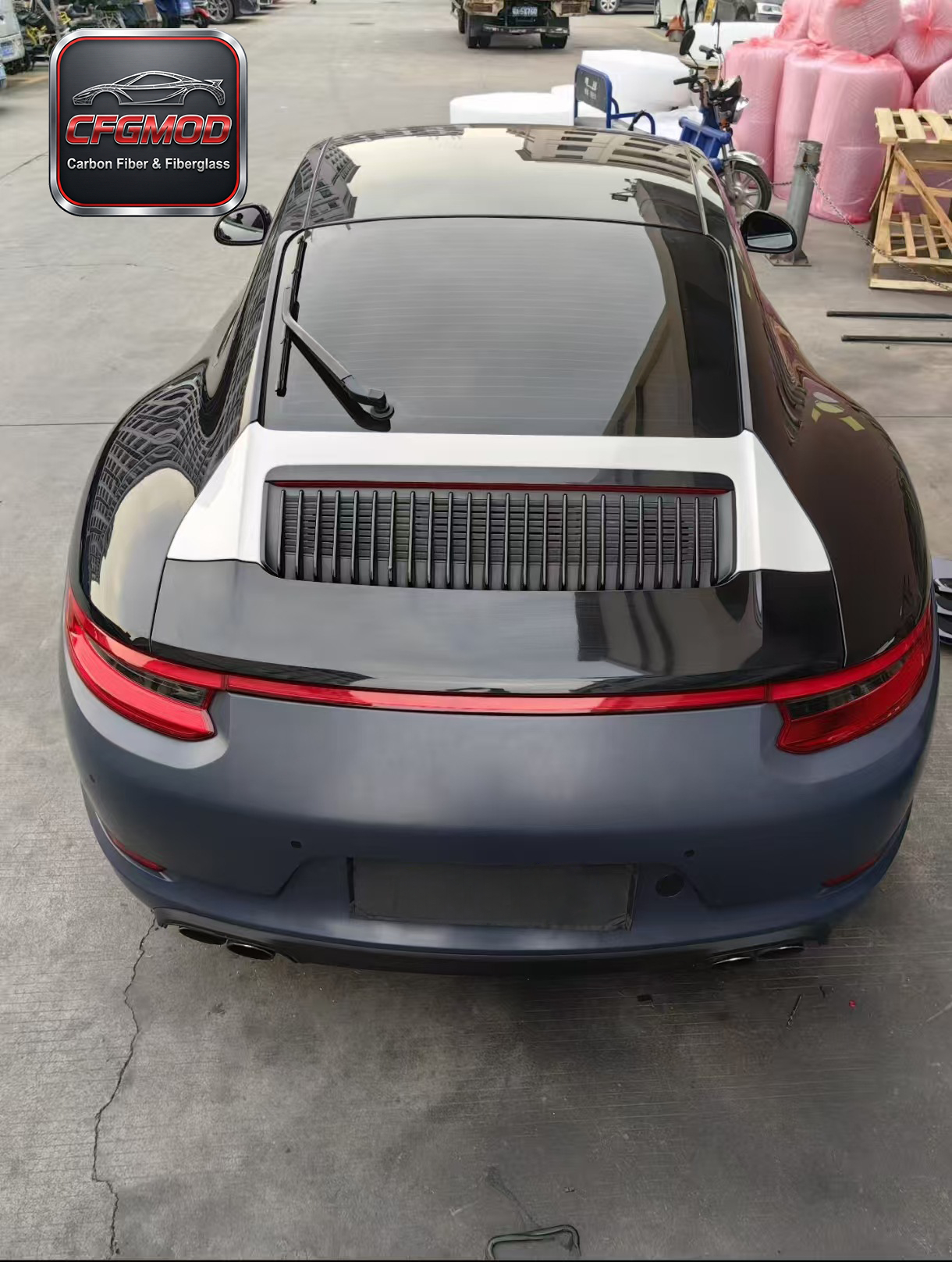 991.2 Style Carbon Fiber Engine Rear Lid Grille with LED Light for Porsche 911 991.1 Upgrade Rear Decklid Tuning Parts — 1